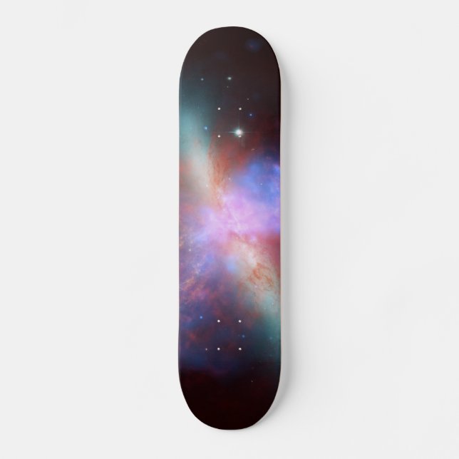 Skateboard 82 un composé plus malpropre de la galaxie M82 de (Recto)