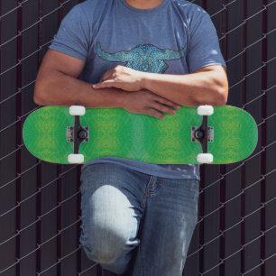 Skateboard Acceptation Médaillons de saumons jaunes bleus