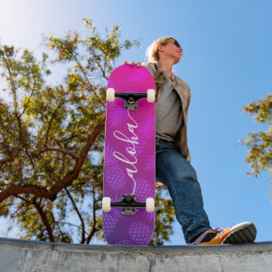 Skateboard Aloha, cool typography purple pink pineapple ombre