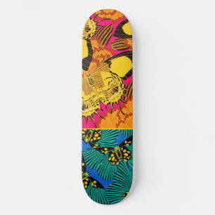 Skateboard Art papillon rose et sarcelle maximaliste vibrant