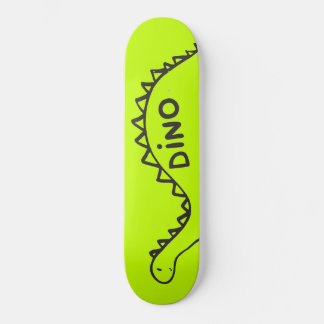 Skateboard avec dinosaures.