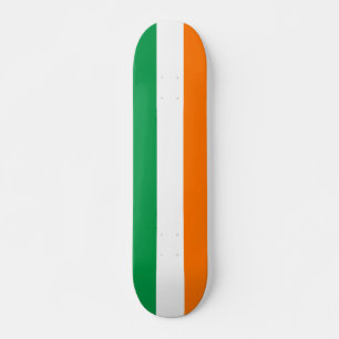 Skateboard avec drapeau d'Irlande