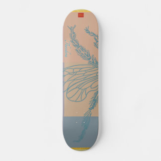 Skateboard Bee dorée moderne