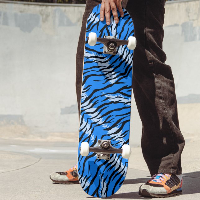 Skateboard Blue Tiger Animal Skin Pattern Design  (Créateur téléchargé)
