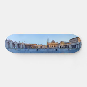 Skateboard Carré Saint-Pierre en Cité du Vatican - Rome, Ital