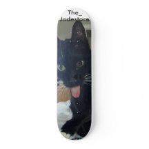 Skateboard cat tongue out