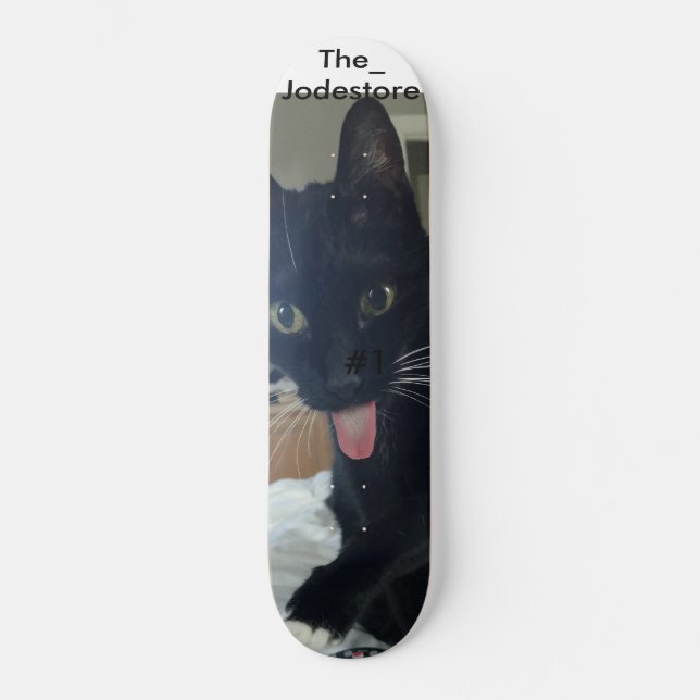 Skateboard cat tongue out (Front)