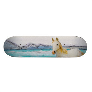 Skateboard Cheval sur une plage