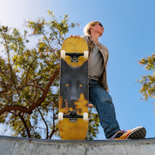 Skateboard Chien noir aux yeux d'or étonnants