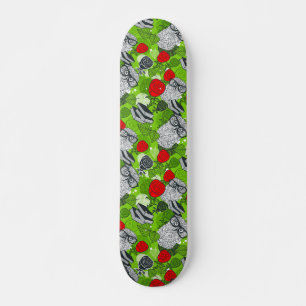 Skateboard Chouette en roses rouges