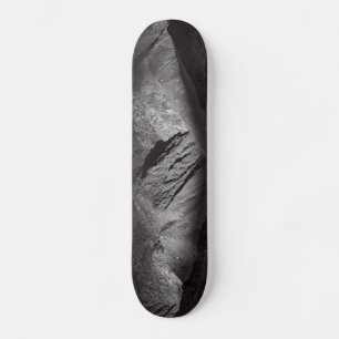 Skateboard ciel noir et blanc