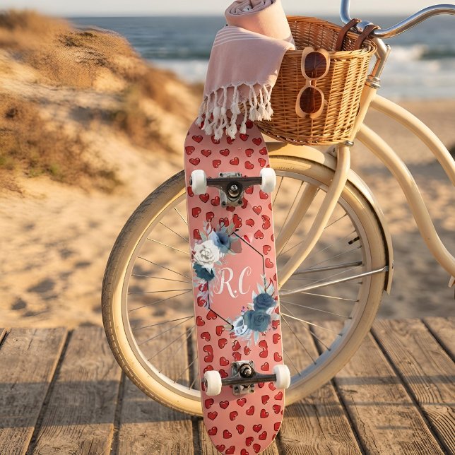 Skateboard Coeurs rouges uniques sur rose et motif Personnali (Créateur téléchargé)