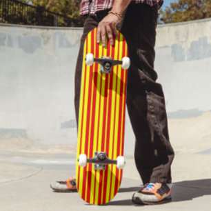 Skateboard Conception de rayures rouges et jaunes
