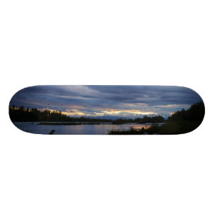 Skateboard Coucher du soleil de minuit de l'Alaska