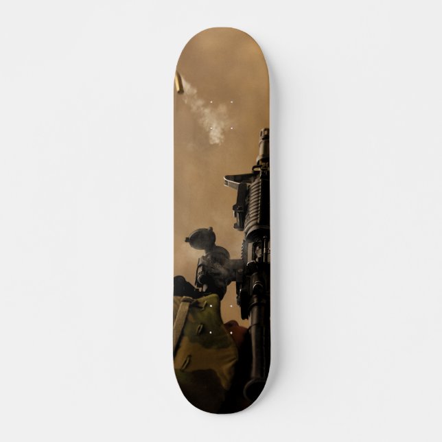 Skateboard Coupe de coquille tirée d'un fusil M-4 (Devant)