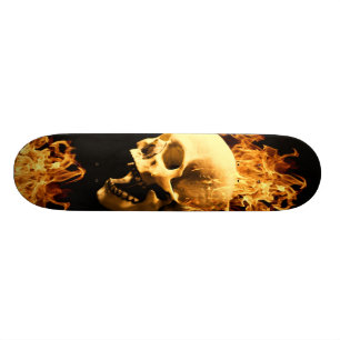 Skateboard crâne flamboyant