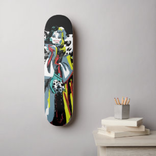Skateboard Cruella De Vil   Dans ses fourrures