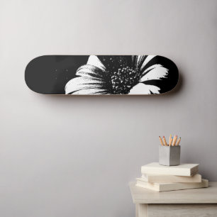 Skateboard Daisy