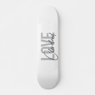 Skateboard Design moderne, simple, urbain, cool Love Clevelan