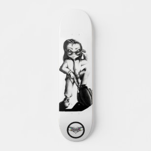 Skateboard Dessin noir et blanc de l'enfant cool de la petite