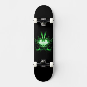 Skateboard Dragon Alien vert aux yeux brillants