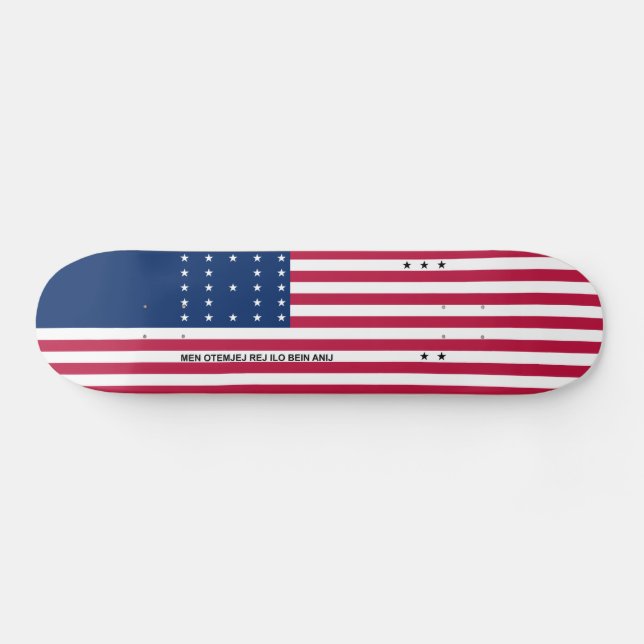 Skateboard Drapeau patriotique de l'atoll de Bikini (Horz)