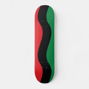 Skateboard Drapeau rouge, noir et vert
