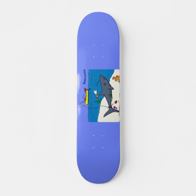 Skateboard Drôle requin couché et dessin animé de pêche (Devant)