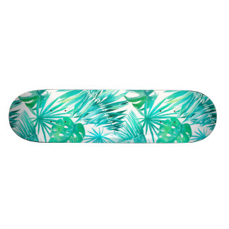 Skateboard Faire de la planche à roulettes avec le feuille de