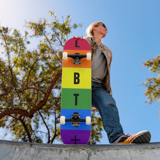 Skateboard Fierté LGBTQ personnalisée Rainbow (Extérieur 1)