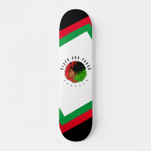 Skateboard Fille noire panafricaine femme rouge vert fierté a
