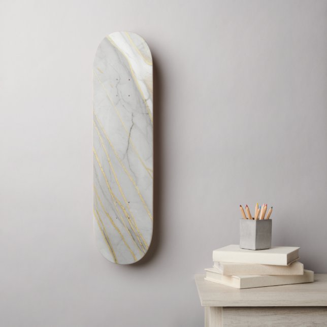 Skateboard Golden Veined Carrara Marble Texture (Art mural)