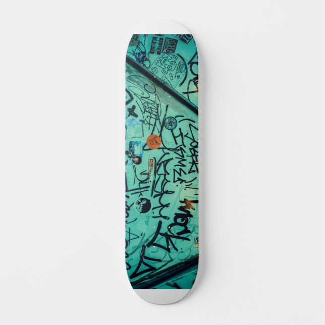 SKATEBOARD GRAFFITI (Recto)
