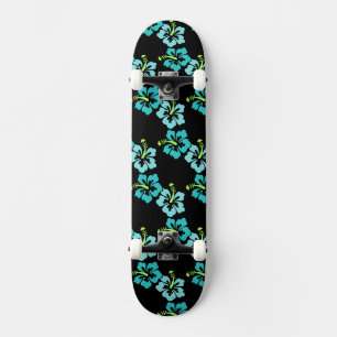 Skateboard Hawaiian Flowers