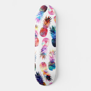 Skateboard illustration de l'aquarelle et de l'ananas nébule