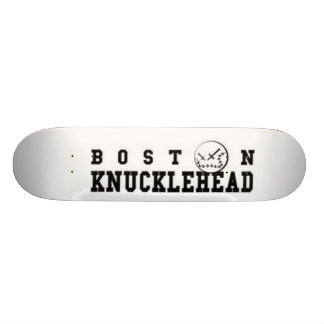Skateboard La planche à roulettes fait des emplettes Boston