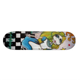 Skateboard La planche à roulettes fausse d'Alice