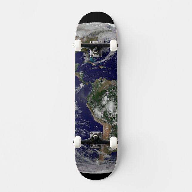 Skateboard La Terre Pleine Montre Des Systèmes À Faible Press (Recto)