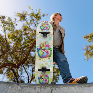 Skateboard Lapin drôle mordant un œuf de Pâques