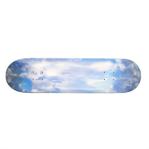 Skateboard Le ciel est la planche à roulettes d'édition