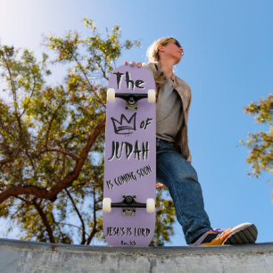 Skateboard Le roi de Juda Jésus Doodle pourpre chrétien