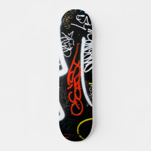Skateboard marqué
