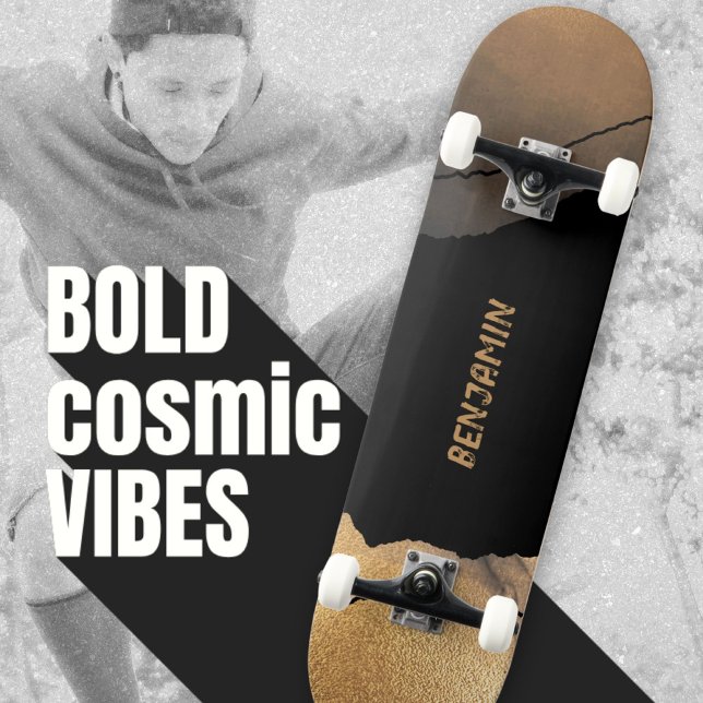 Skateboard Moderne Écume Noir Or Cosmique (Black and Gold Space-Inspired Modern Your Name Skateboard ©Susanne Sachers - Sunny Wanderlust 🌞✈️)