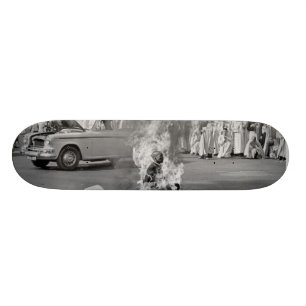 Skateboard Moine brûlant