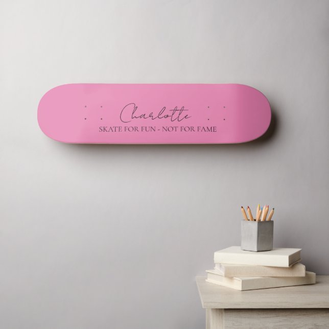 Skateboard Monogramme minimaliste élégant Nom rose (Art mural (Horz))