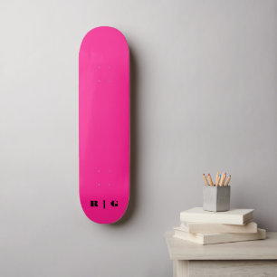 Skateboard Monogramme personnalisé rose chaud des années 2000