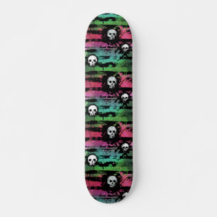 Skateboard Motif de graffitis de punk urbain à crâne rayé