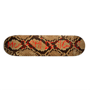 Skateboard Musashi conçoit la peau de serpent
