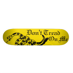 Skateboard Ne marchez pas sur moi la planche à roulettes