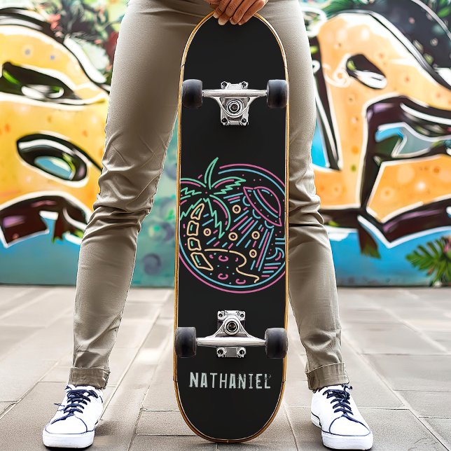 Skateboard Neon Beach Alien Invasion Funny Nom personnalisé (Créateur téléchargé)